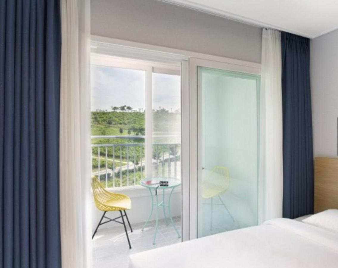 Yeosu Hotel First City Eksteriør bilde