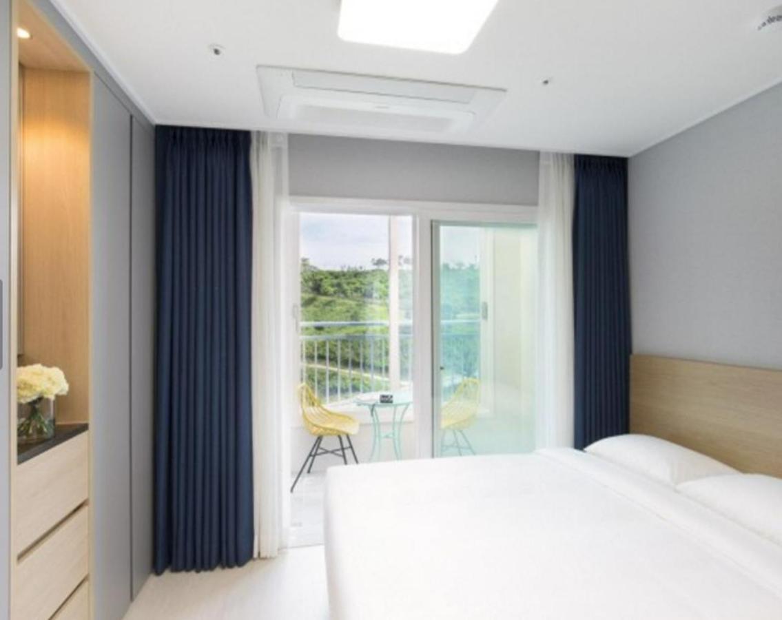 Yeosu Hotel First City Eksteriør bilde
