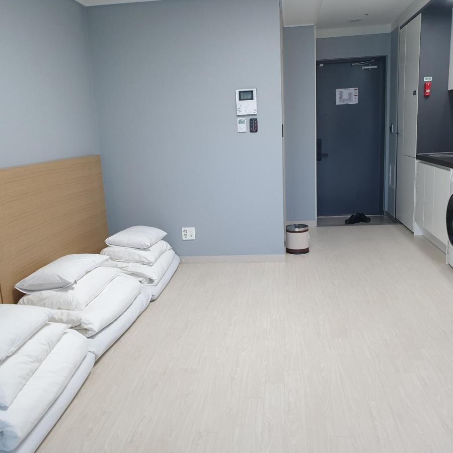 Yeosu Hotel First City Eksteriør bilde