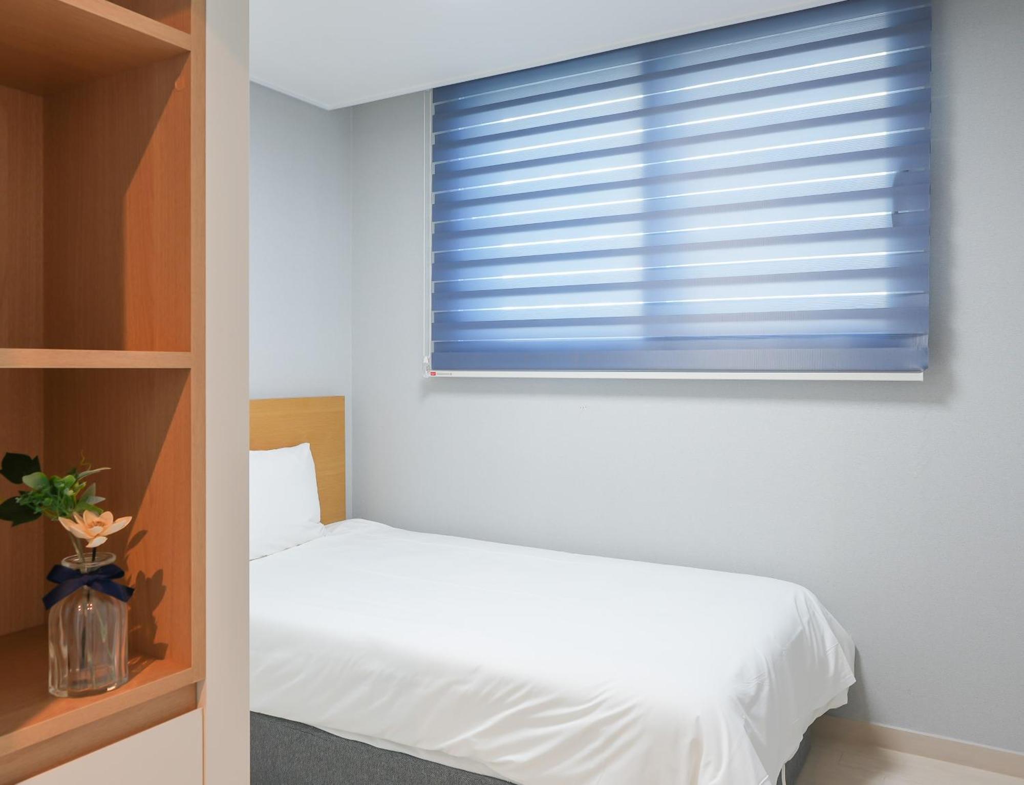 Yeosu Hotel First City Eksteriør bilde